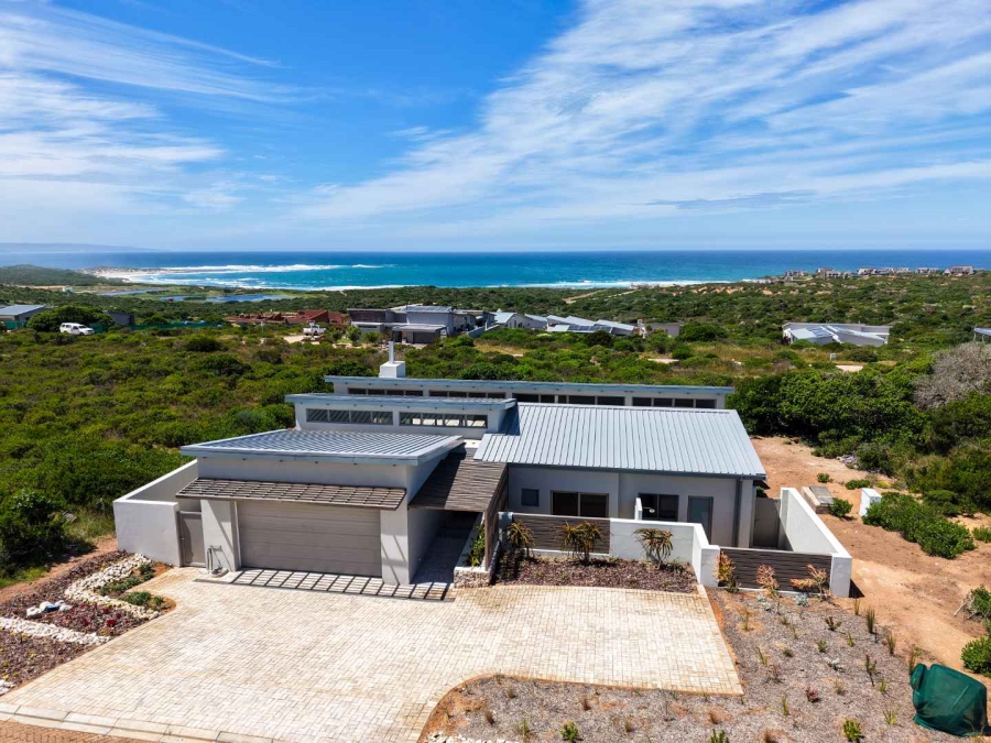 3 Bedroom Property for Sale in Stilbaai Wes Western Cape